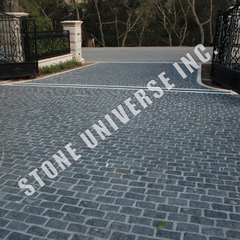 Cobblestone Black (West & East)